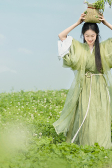 女人自熨出白浆频在线播放